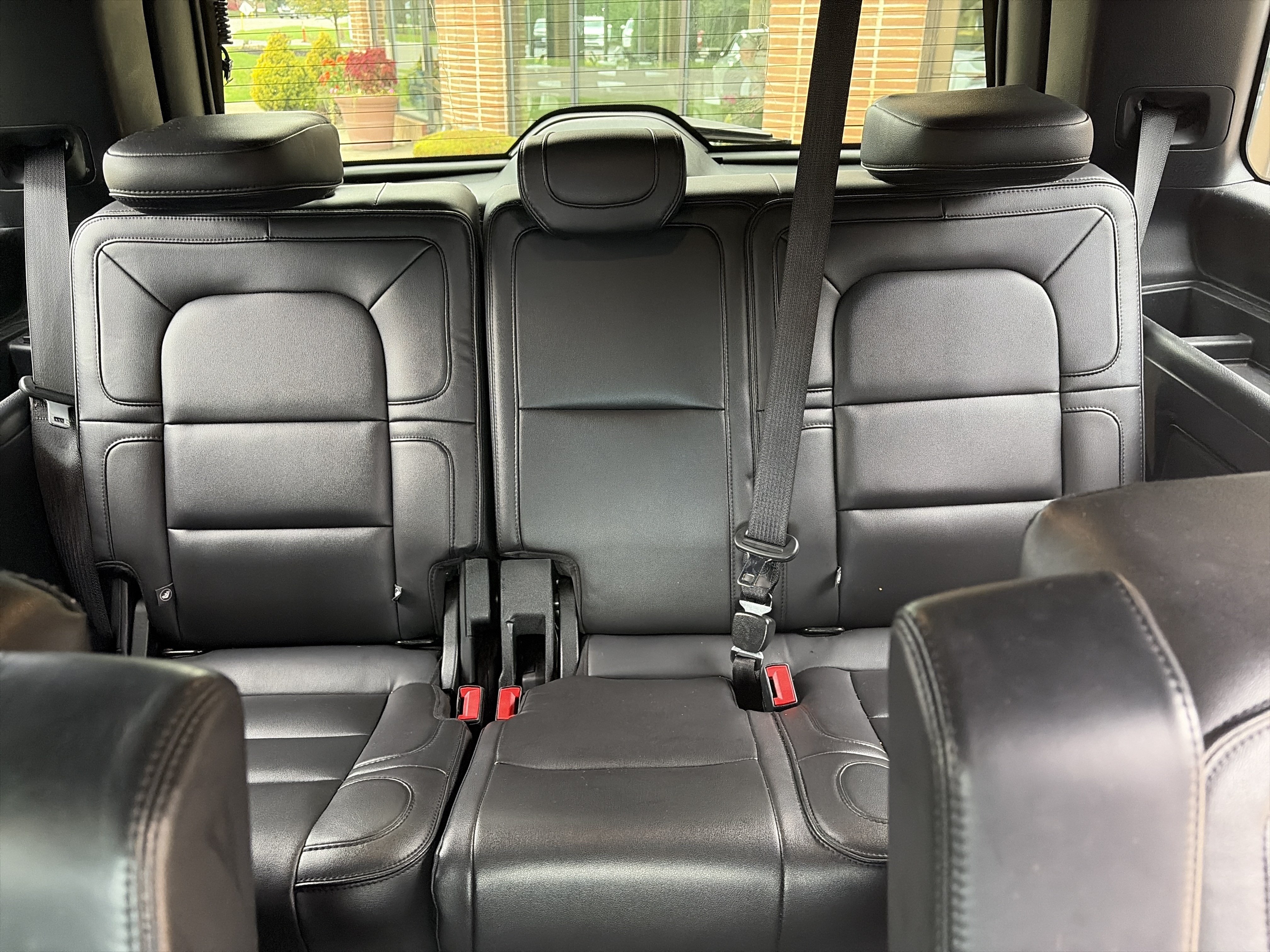 Used 2018 Lincoln Navigator Select AWD/4WD image 14