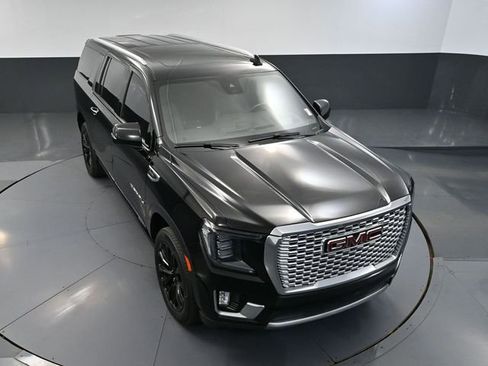 Used 2023 GMC Yukon XL Denali image 72