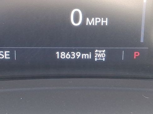 Certified 2023 Buick Envision Preferred AWD/4WD image 19