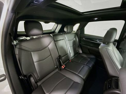 Used 2023 Cadillac XT5 Premium Luxury image 28