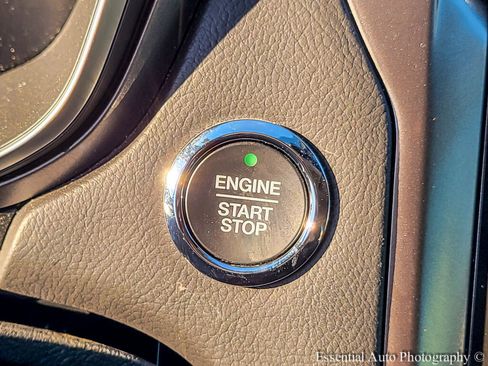 Used 2019 Ford Fusion SE image 21