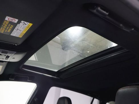 Used 2018 Toyota RAV4 SE w/ Power Extra Value Package image 28