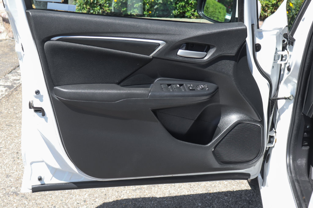 Used 2019 Honda Fit LX image 16