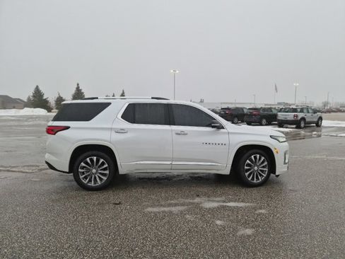 Certified 2023 Chevrolet Traverse Premier w/ LPO, Floor Liner Package image 4