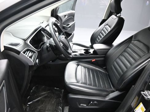 Certified 2017 Ford Edge SEL w/ Equipment Group 201A image 11