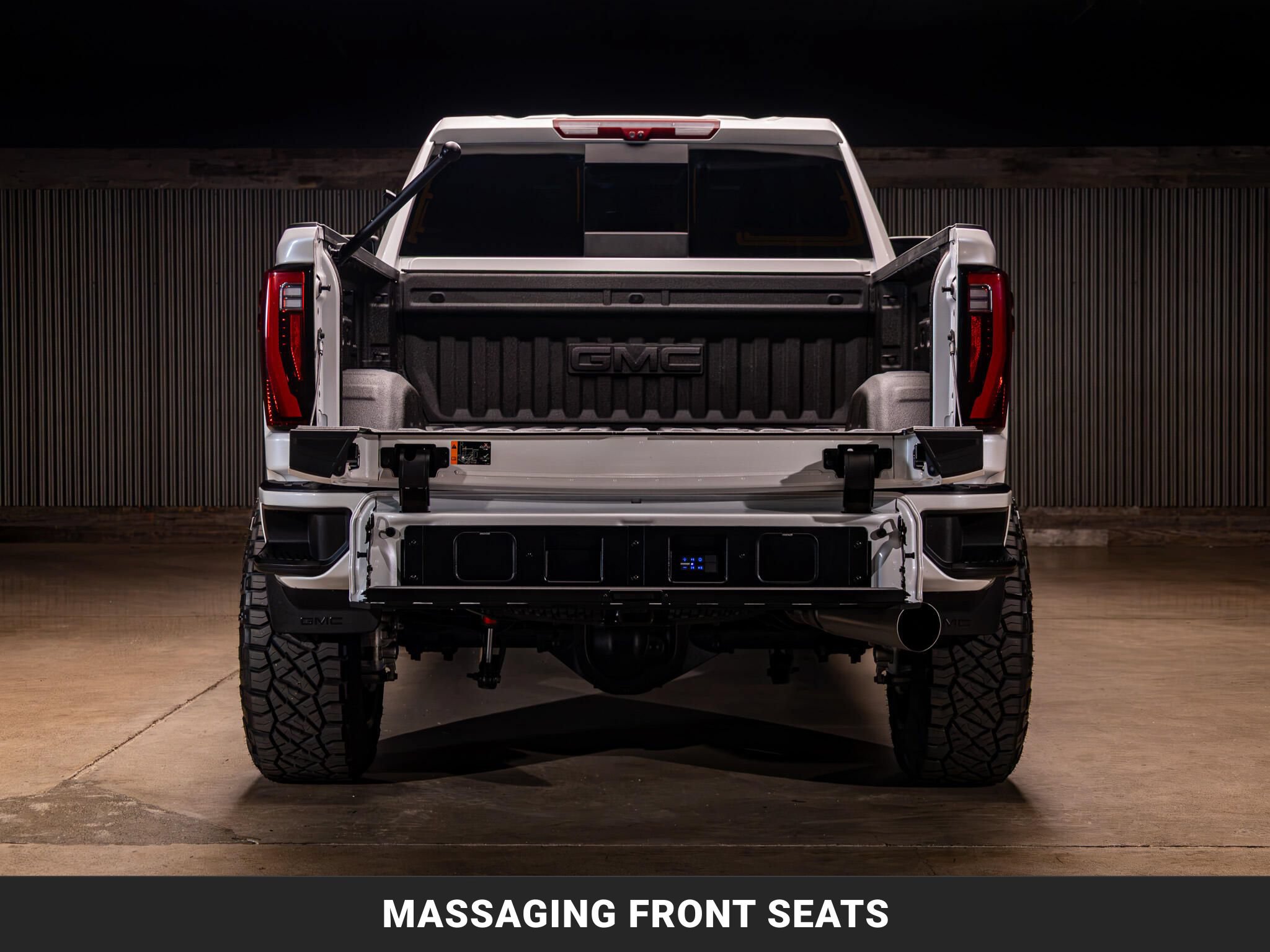 Used 2025 GMC Sierra 2500 Denali Ultimate AWD/4WD image 8