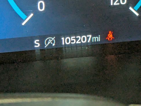 Used 2021 Ford F150 Platinum w/ Equipment Group 701A High image 18