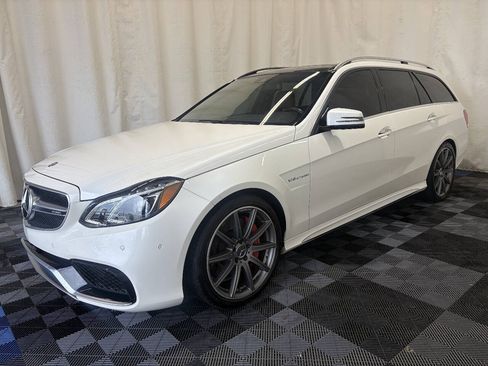 Used 2014 Mercedes-Benz E 63 AMG S-Model image 2