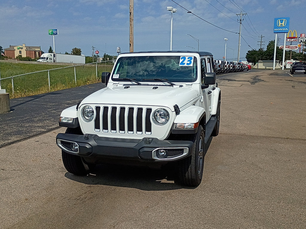 Used 2023 Jeep Wrangler Unlimited Sahara w/ Cold Weather Group AWD/4WD image 7