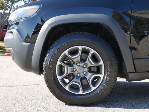 Certified 2022 Jeep Cherokee Trailhawk w/ Sun, Sound & Nav Group image 10