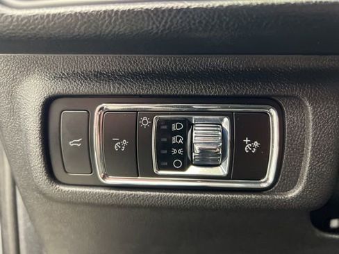 Certified 2025 Lincoln Corsair AWD w/ Equipment Group 101A image 20