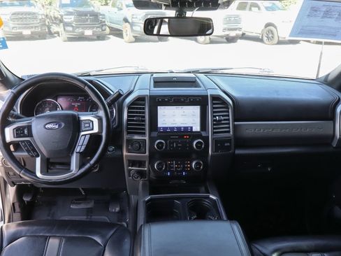 Used 2021 Ford F250 Platinum w/ FX4 Off-Road Package AWD/4WD image 32