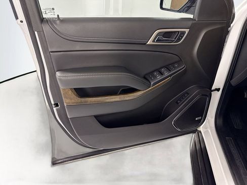 Used 2018 GMC Yukon Denali image 26