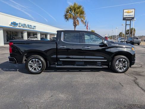 Used 2023 Chevrolet Silverado 1500 High Country RWD image 5