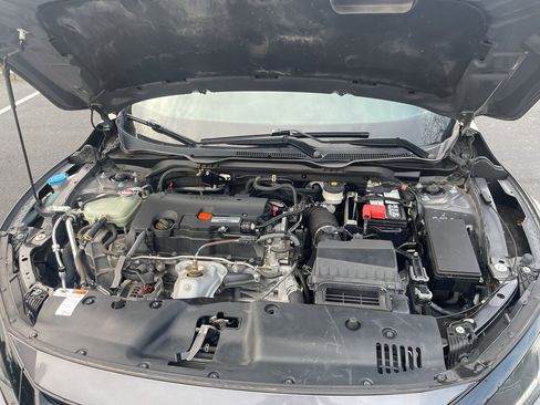 Used 2019 Honda Civic Sport image 11