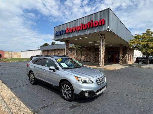 Used 2017 Subaru Outback 3.6R Limited AWD/4WD image 1