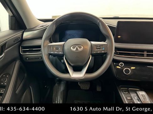 Used 2025 INFINITI QX60 Luxe AWD/4WD image 12