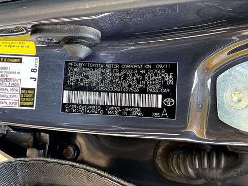 Used 2011 Toyota Prius Three FWD image 31