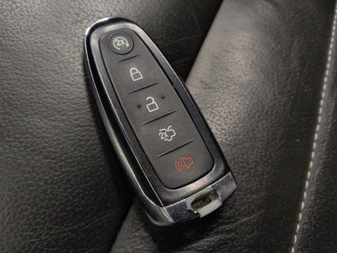 Used 2016 Ford Escape Titanium FWD image 32