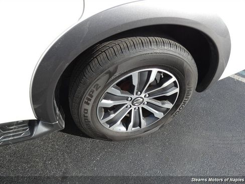 Used 2018 Nissan Armada SL w/ Premium Package image 19