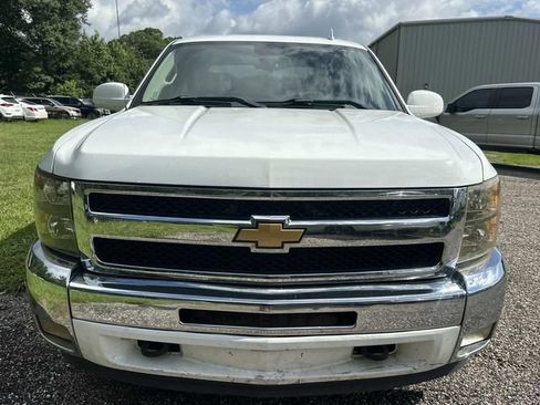 Used 2011 Chevrolet Silverado 1500 LT w/ All-Star Edition AWD/4WD image 3