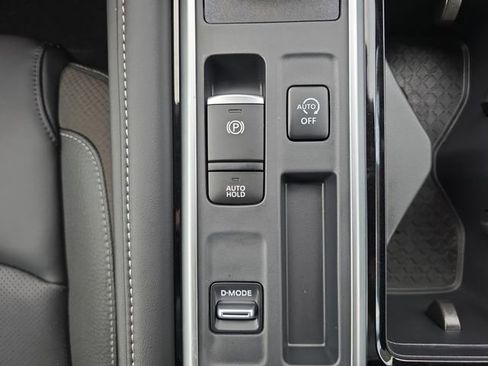 New 2026 Nissan Pathfinder SL FWD image 28