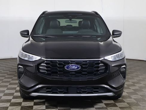 Used 2023 Ford Escape ST-Line w/ Tech Pack #1 AWD/4WD image 12