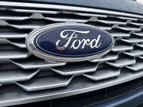 Used 2019 Ford Explorer Platinum image 62