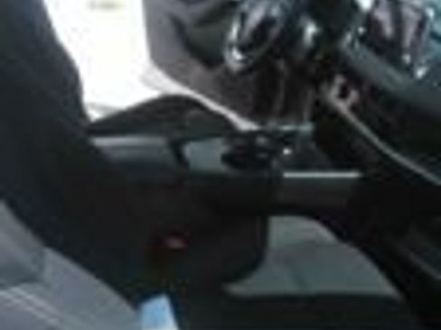Used 2024 Nissan Rogue S FWD image 10