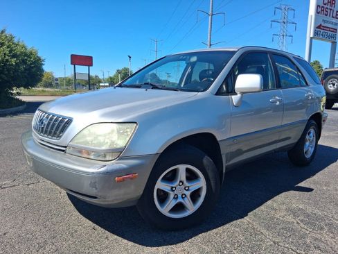 Used 2002 Lexus RX 300 4WD w/ Premium Pkg Plus image 1