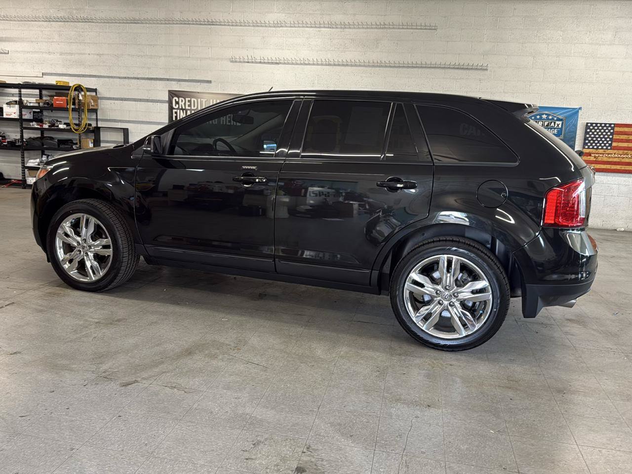 Used 2013 Ford Edge SEL FWD image 2