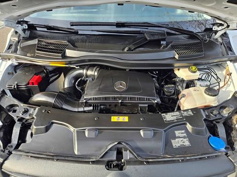 Used 2023 Mercedes-Benz Metris image 26