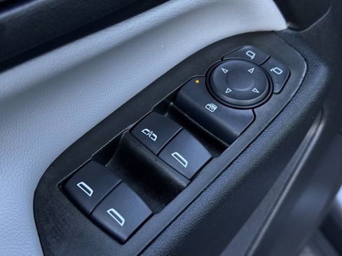 Used 2023 Chevrolet Equinox LS w/ Driver Confidence II Package image 13