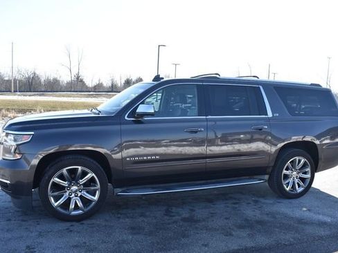 Used 2015 Chevrolet Suburban LTZ image 6