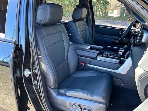 Used 2025 Toyota Sequoia Limited image 9