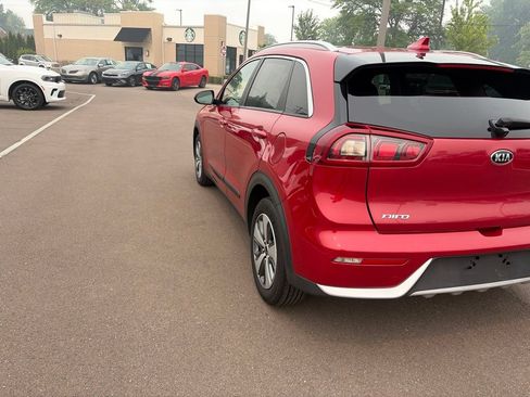 Used 2019 Kia Niro LX FWD image 7