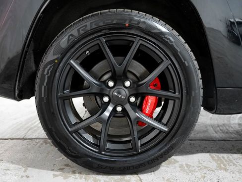 Used 2019 Jeep Grand Cherokee SRT w/ Trailer Tow Group IV AWD/4WD image 41