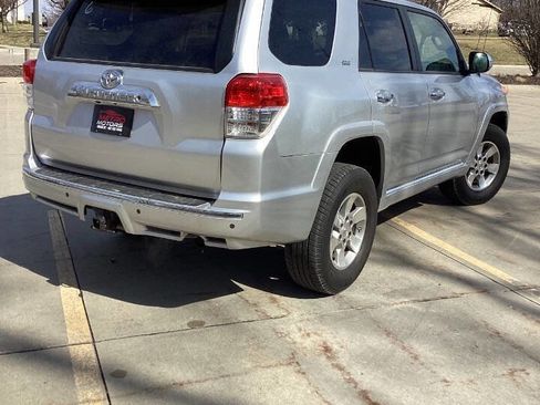 Used 2010 Toyota 4Runner SR5 image 4