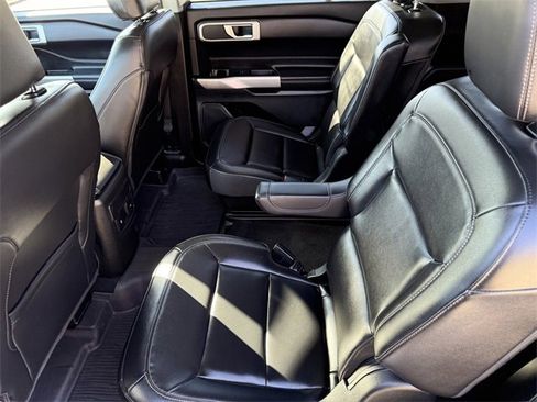 Used 2023 Ford Explorer XLT w/ Equipment Group 202A image 14