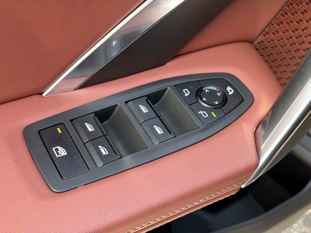 Used 2026 BMW X2 xDrive28i AWD/4WD image 16