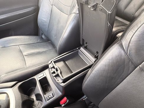 Used 2014 Nissan Rogue SL image 27