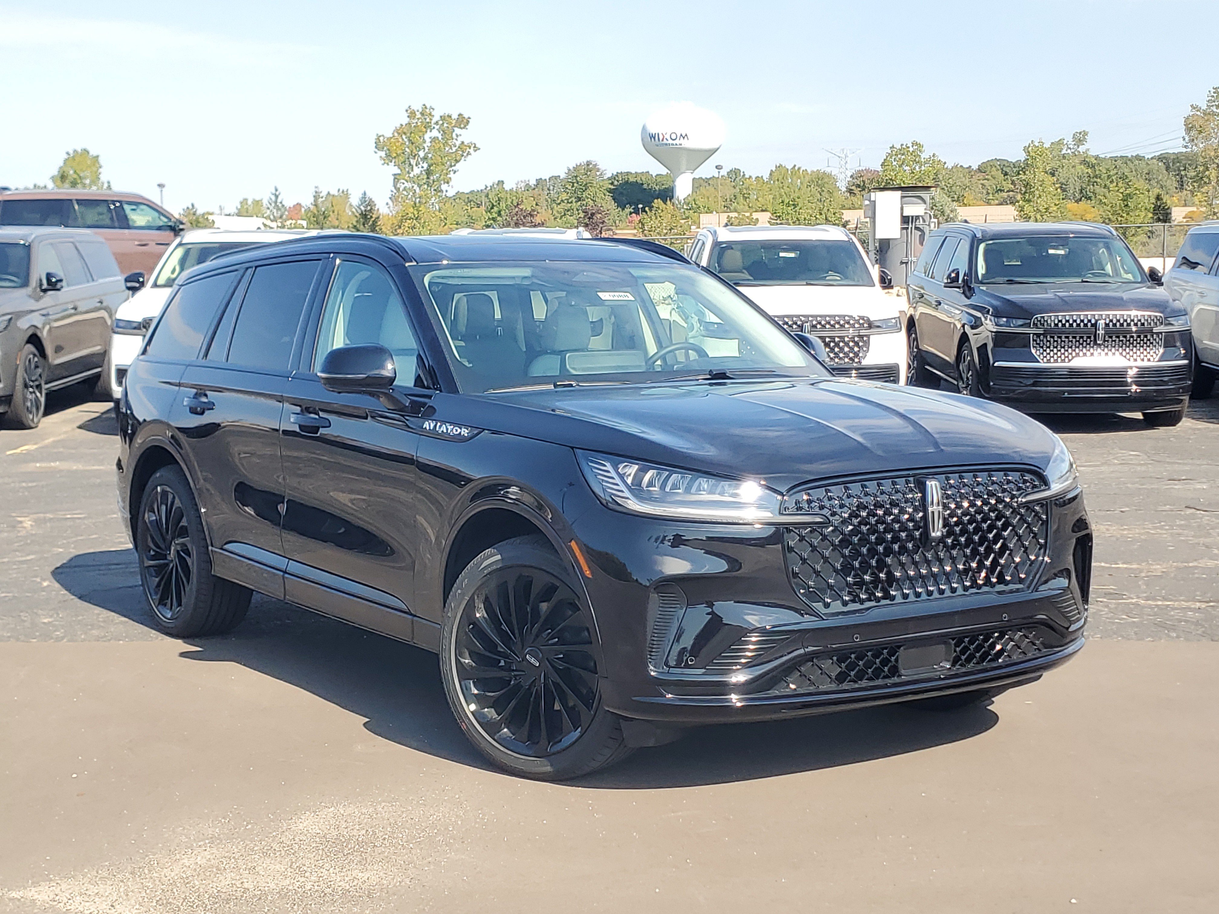 New 2027 Lincoln Aviator Reserve w/ Jet Appearance Package AWD/4WD 360° Tour