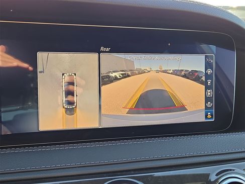 Used 2020 Mercedes-Benz S 560 Sedan image 18