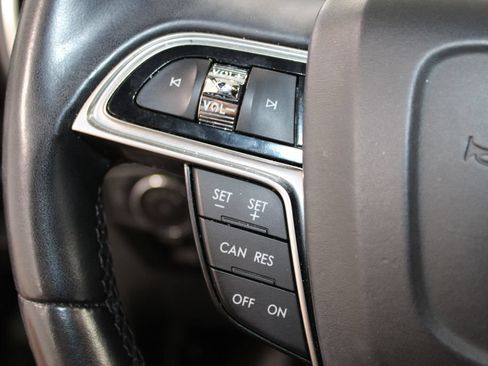 Used 2020 Lincoln Nautilus FWD w/ Equipment Group 101A image 22