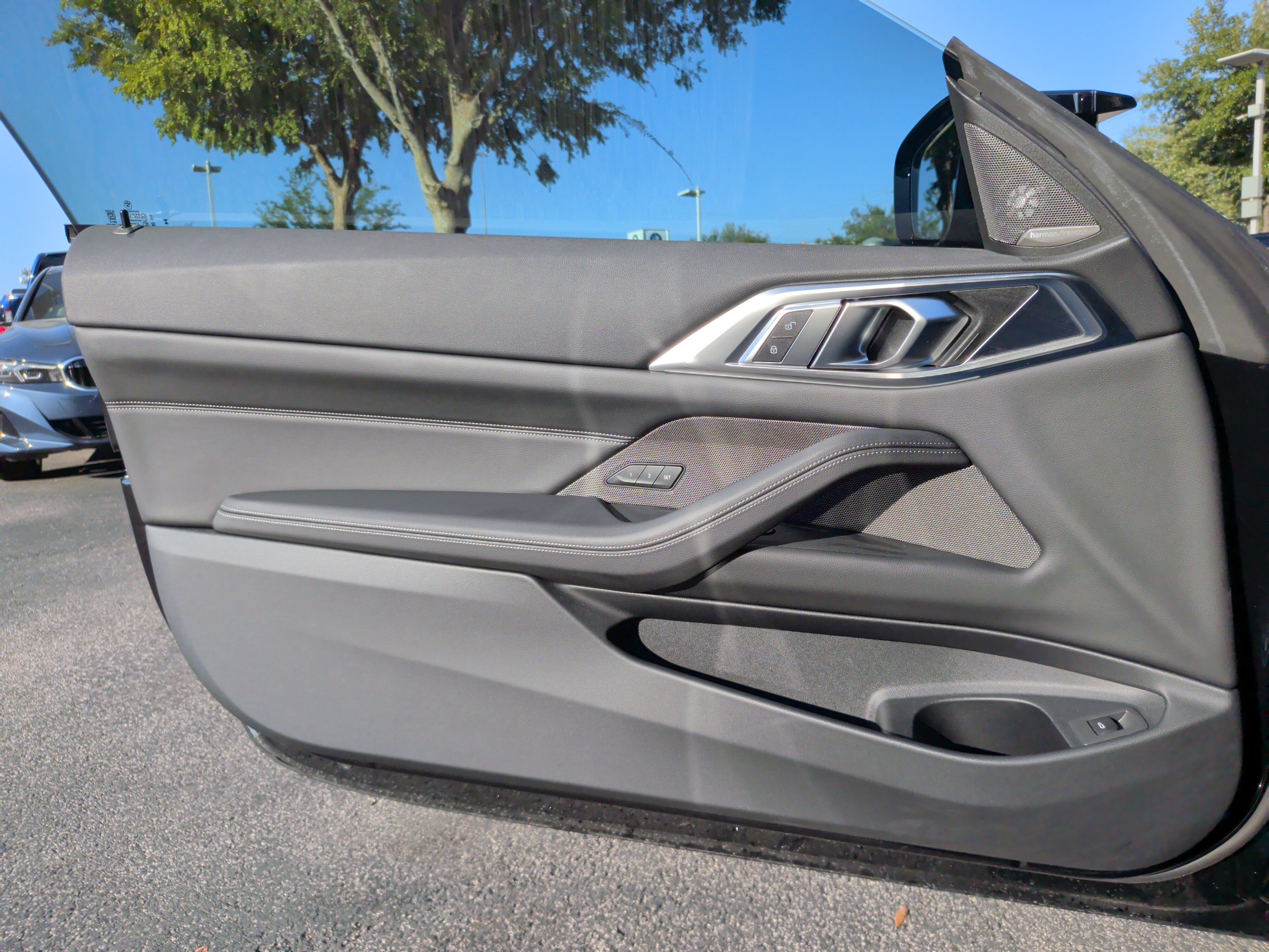 Used 2026 BMW M440i Coupe w/ Premium Package RWD image 29