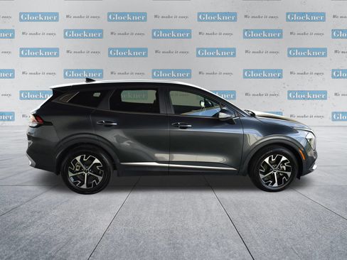 Used 2023 Kia Sportage EX FWD image 4
