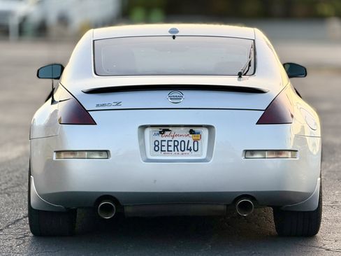 Used 2007 Nissan 350Z Grand Touring w/ Cargo Convenience Pkg RWD image 9