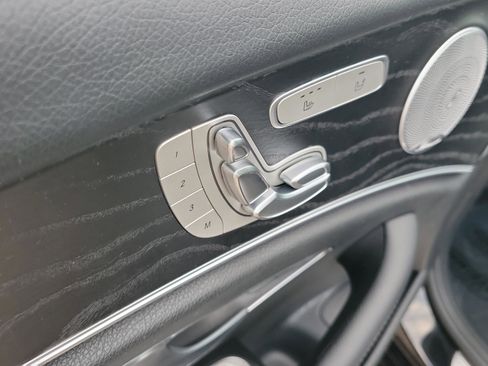 Used 2020 Mercedes-Benz E 350 Sedan image 20