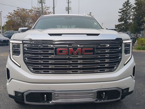 Used 2023 GMC Sierra 1500 Denali image 8