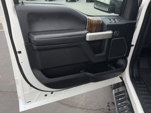 Used 2019 Ford F150 Lariat w/ Equipment Group 502A Luxury image 25